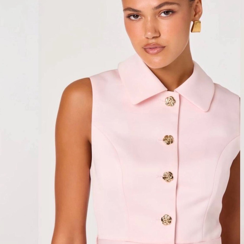 Astr Pink Sleeveless Peplum Mini Dress with Gold Buttons - Picture 3 of 4